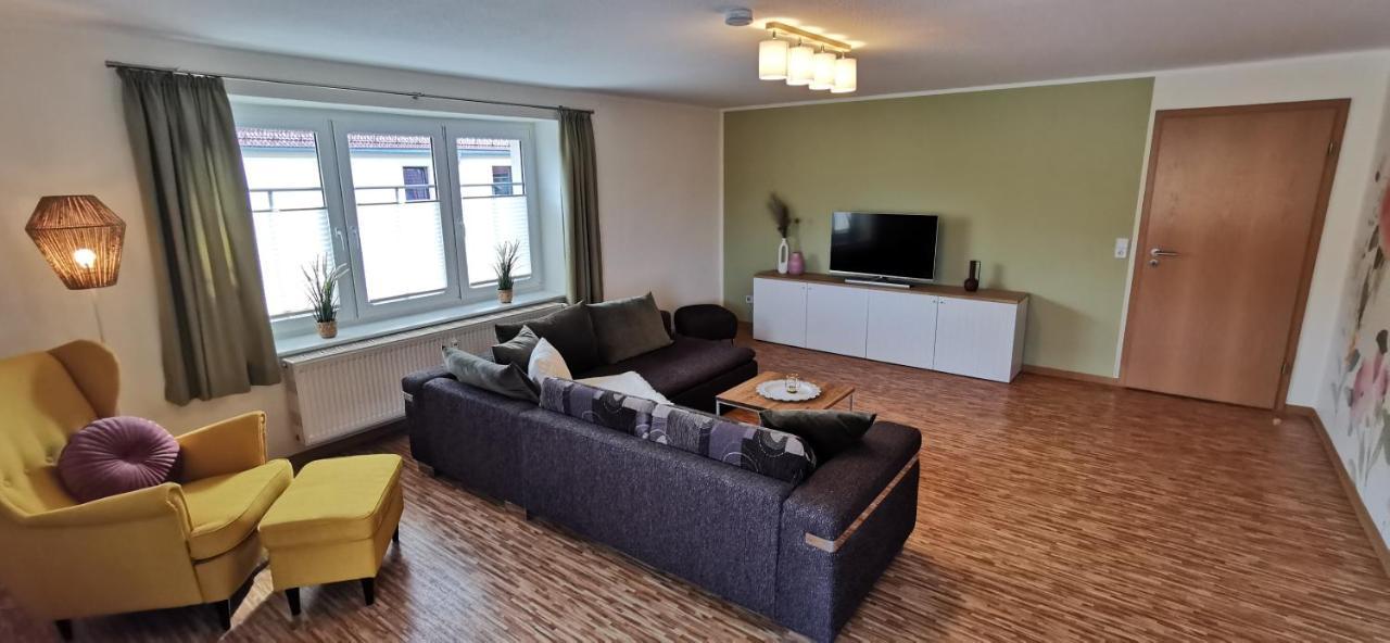 Apartment Gräfe - 3-seiten Hof Mit Großem Garten, Pool&sauna Meißen