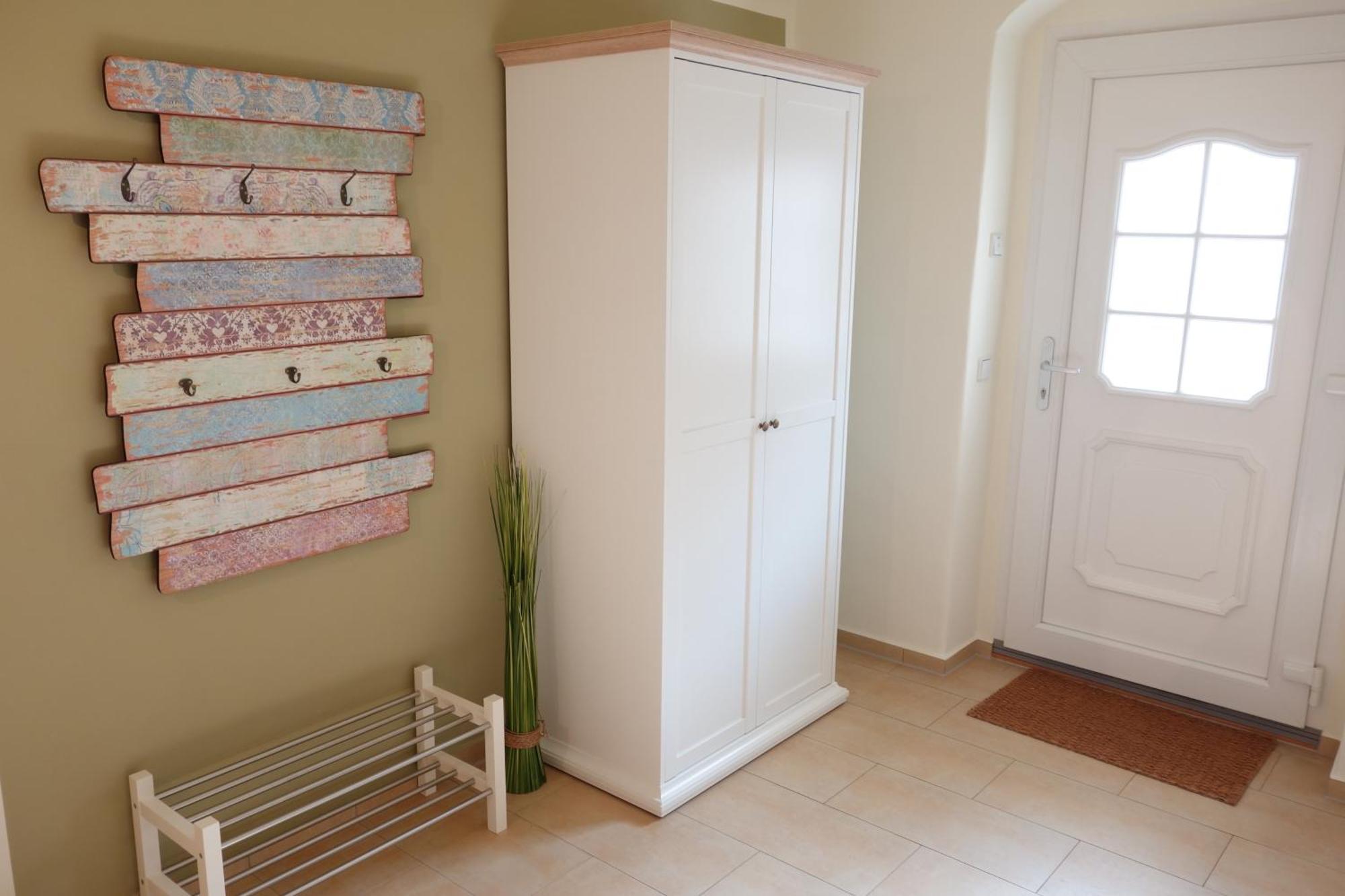 Apartment Gräfe - 3-seiten Hof Mit Großem Garten, Pool&sauna Meißen