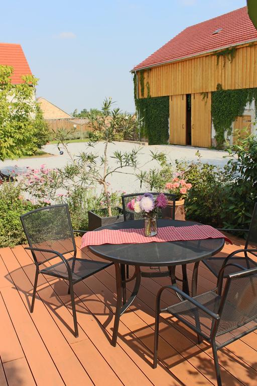 Gräfe - 3-seiten Hof Mit Großem Garten, Pool&sauna Apartment Meißen