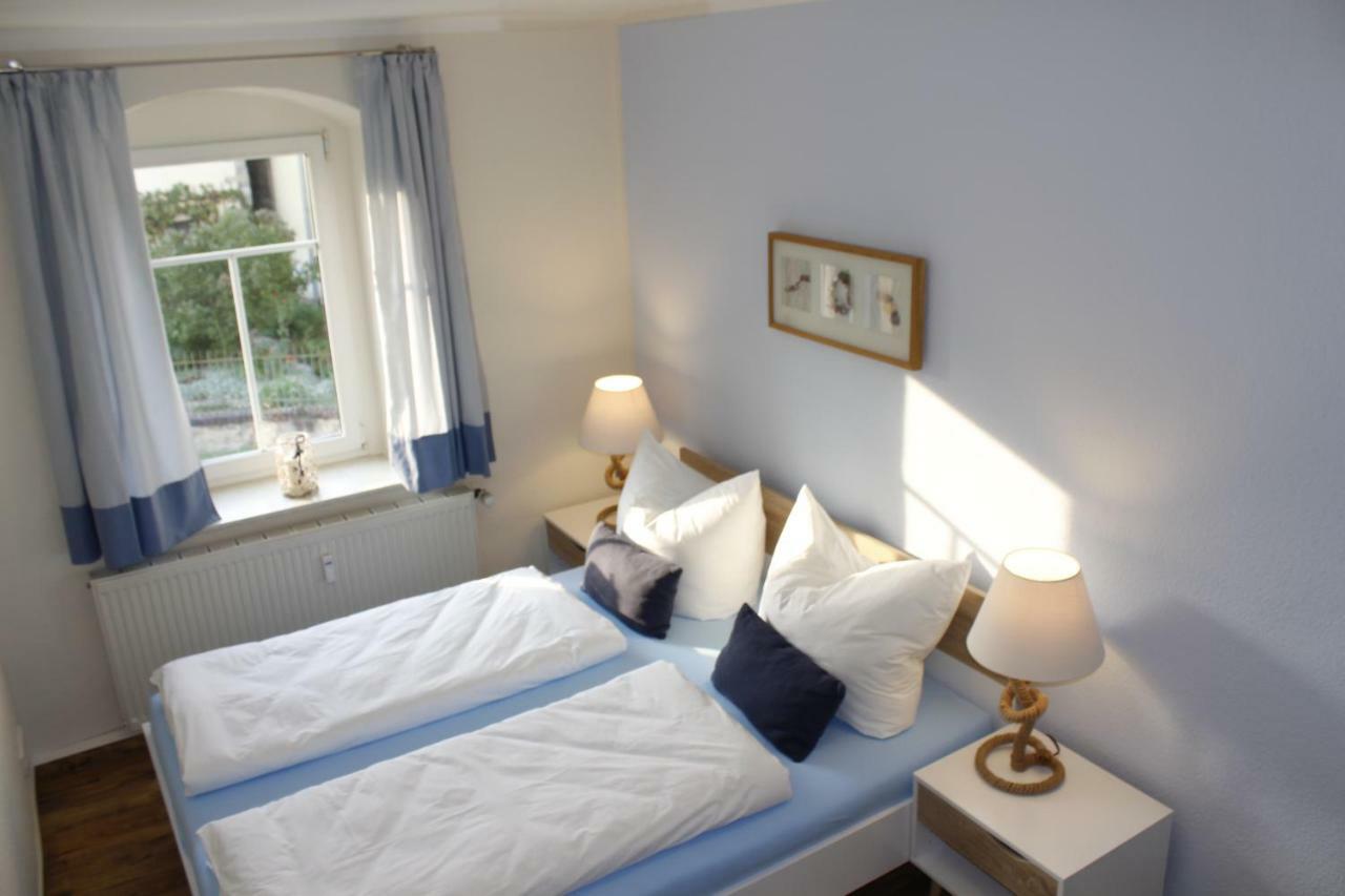 Apartment Gräfe - 3-seiten Hof Mit Großem Garten, Pool&sauna